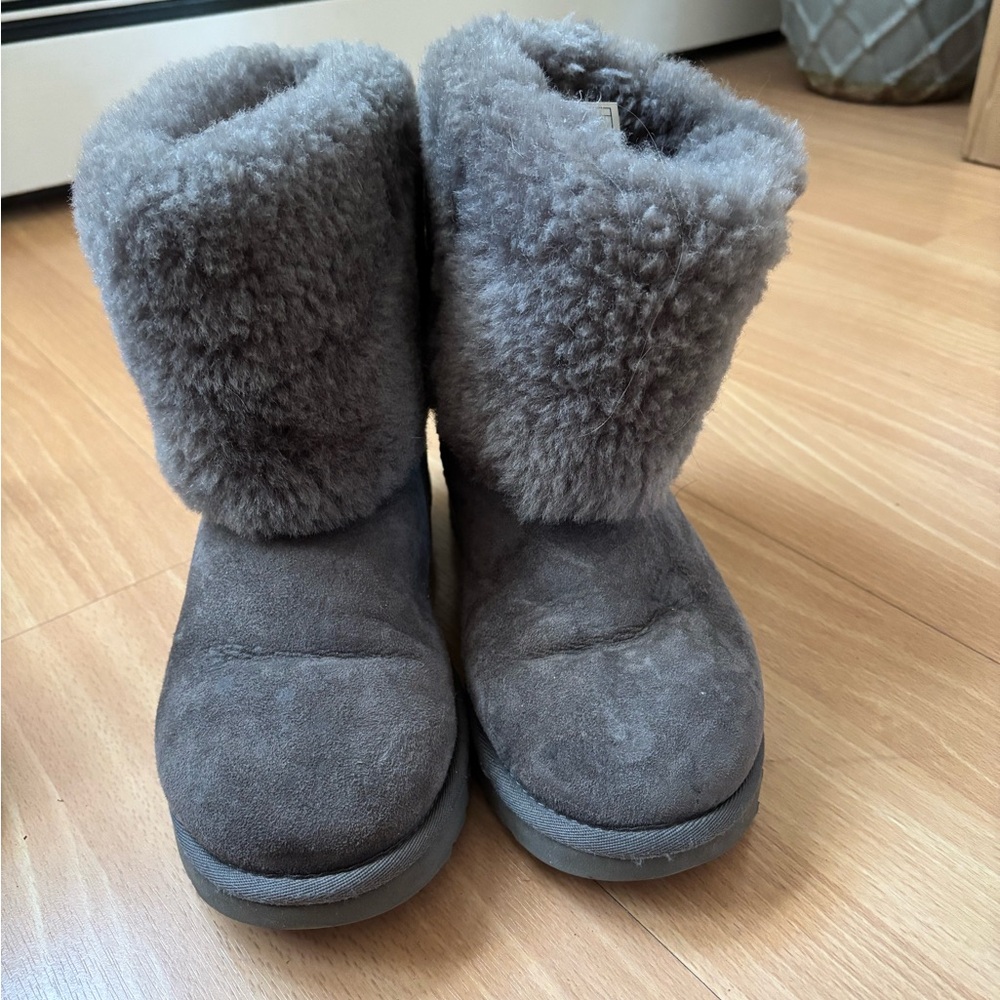 UGG Boots Grey! Used !